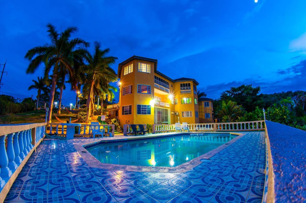 Emerald View Resort Villa Montego Bay Exterior photo